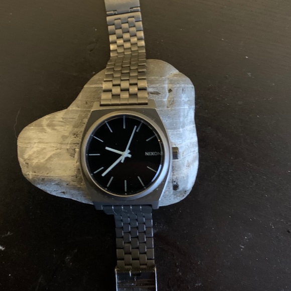 MVMT, Nixon, & Diesel watches - Picture 2 of 3